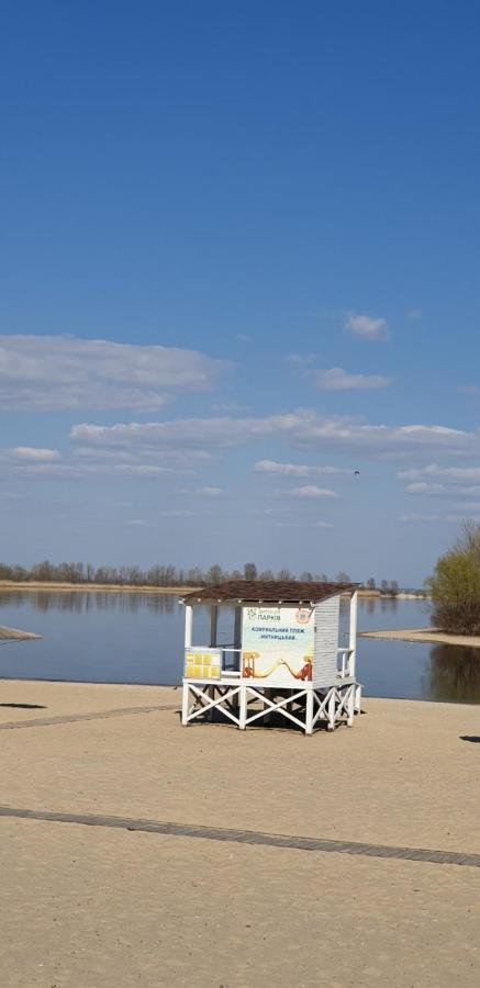 Apartament Near Dnieper Cherkasy Bagian luar foto