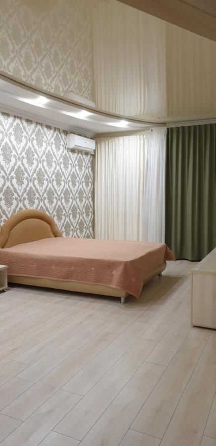 Apartament Near Dnieper Cherkasy Bagian luar foto