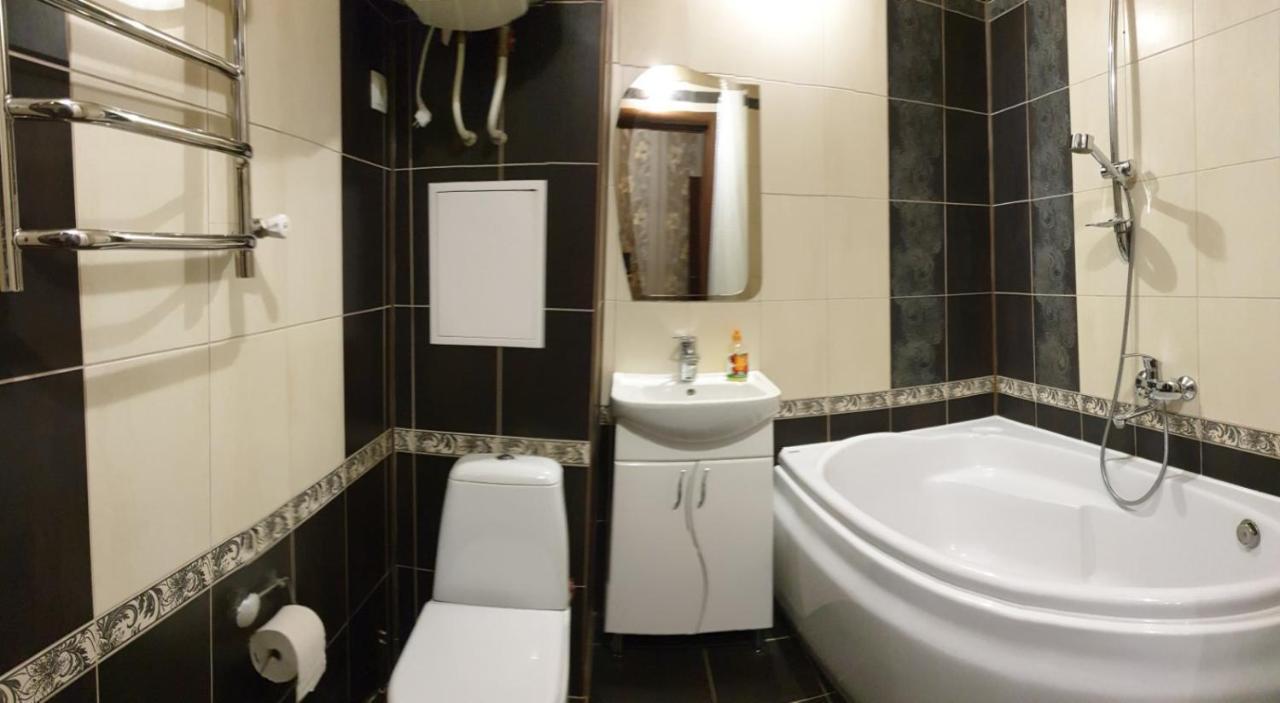 Apartament Near Dnieper Cherkasy Bagian luar foto